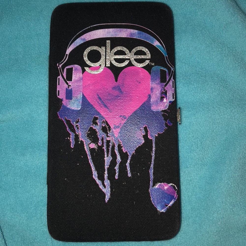 Glee Wallet